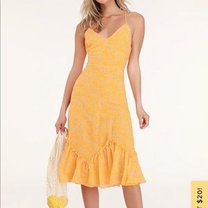 Flirty Fleurs Yellow Floral Print Midi Dress